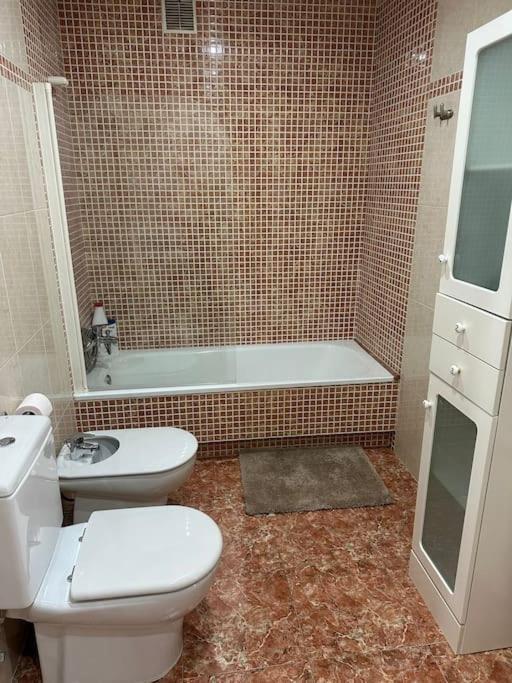 Ferienwohnung Increible Duplex En Lugo Exterior foto